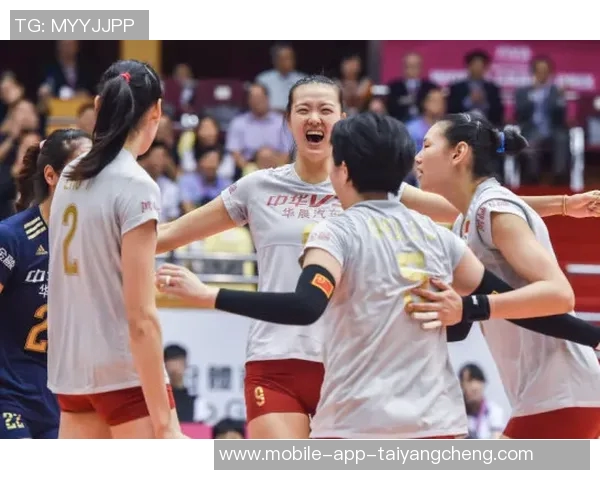 篮网队抵达澳门备战中国赛名宿卡特亲临助阵激励球员 篮网队抵达澳门备战中国赛名宿卡特亲临助阵激励球员