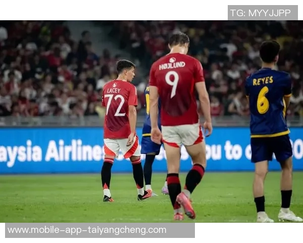 今日趣图：曼联球迷为何能享受每周一次的过年乐趣真是让人羡慕